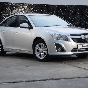 cruze-sedan %2